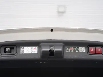 C300d 2x AMG PREMIUM+ PANO HUD AHK 360 MEMO DIGI