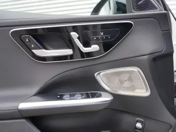 C300d 2x AMG PREMIUM+ PANO HUD AHK 360 MEMO DIGI