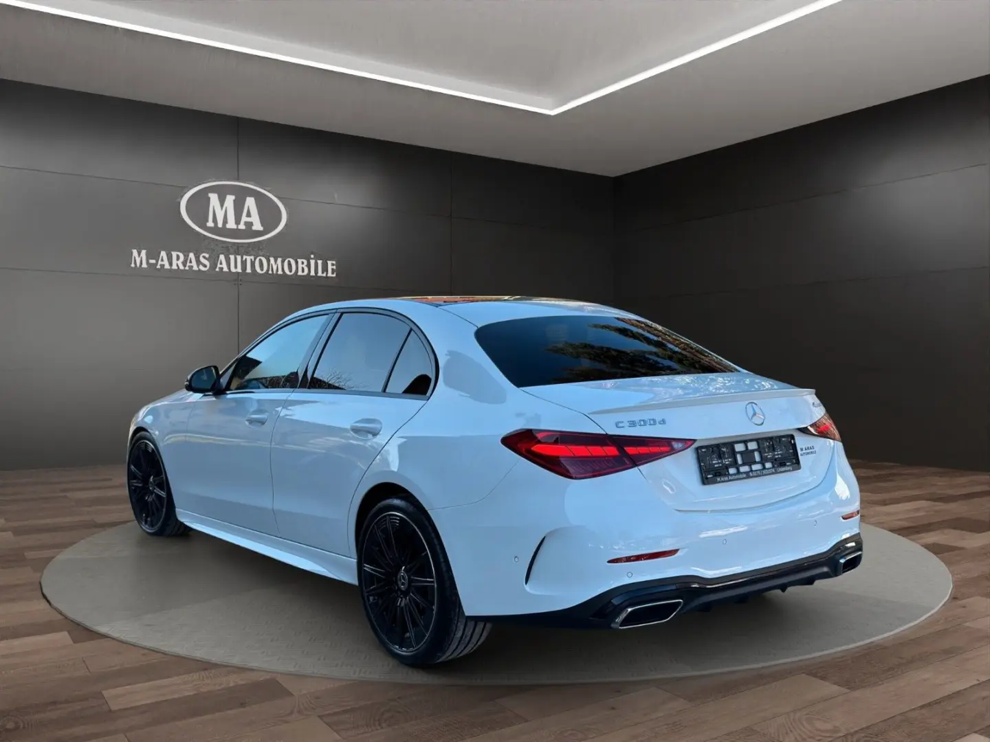 C 300 d 4Matic AMG Pano Burmester Night-Paket