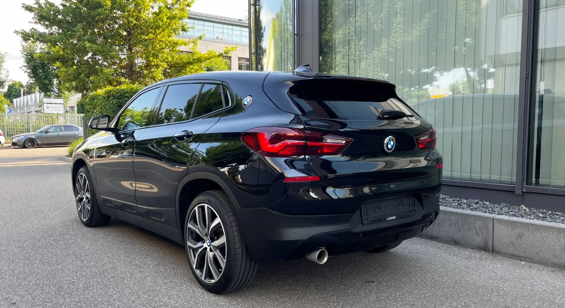 X2 sDrive 18 i* M Lenk*LED*Sportsitze*19