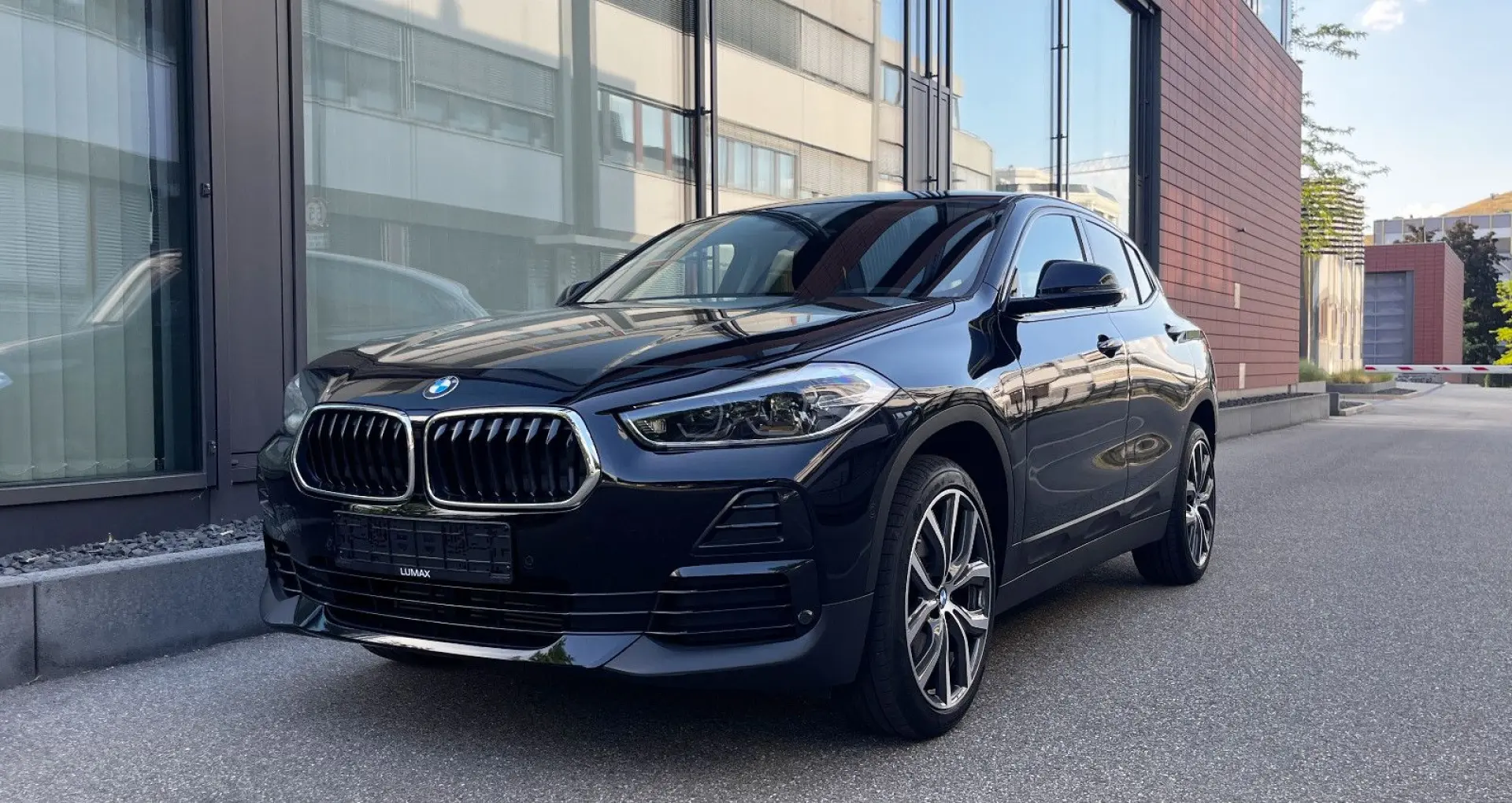 X2 sDrive 18 i* M Lenk*LED*Sportsitze*19