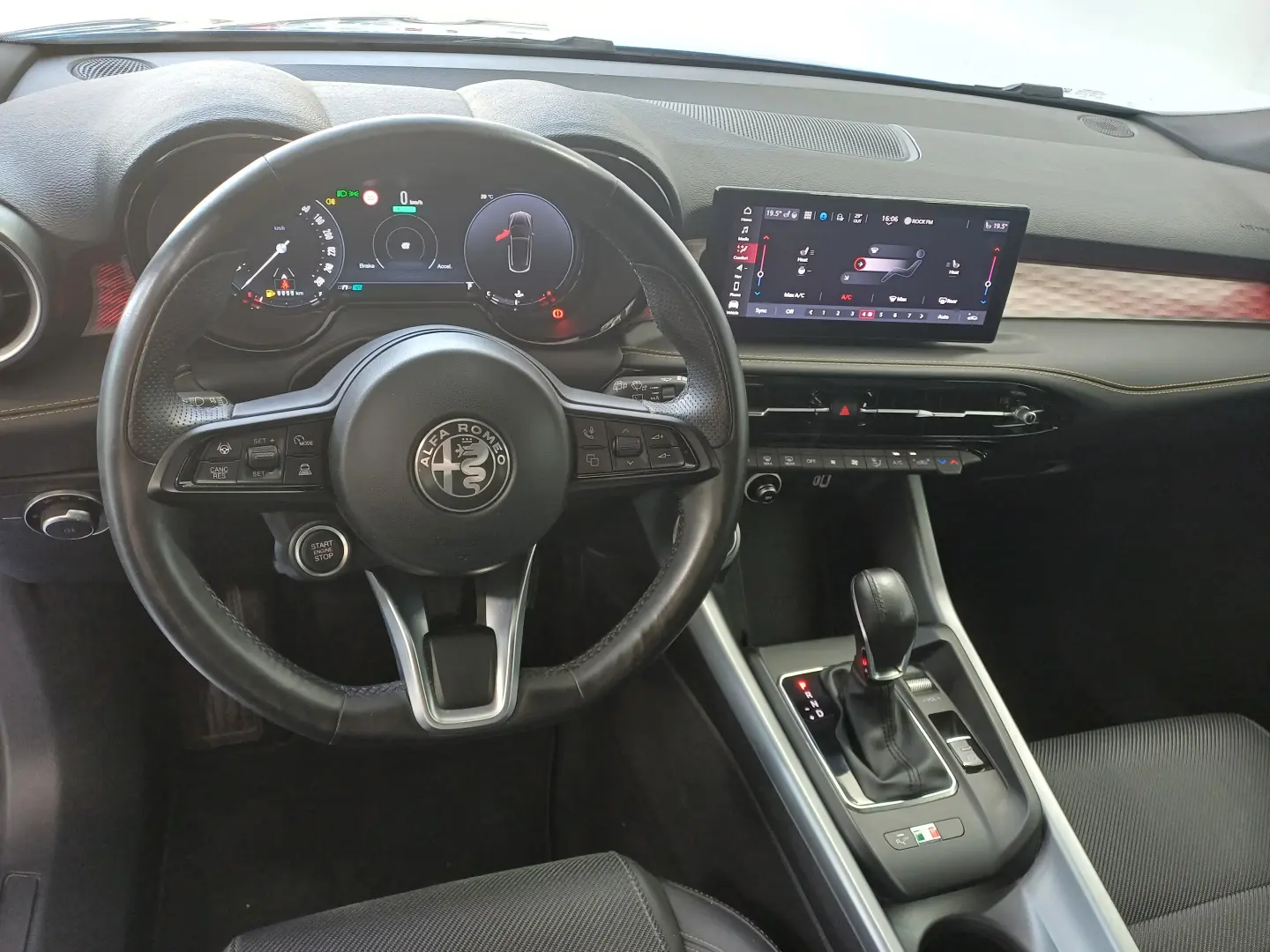 Alfa Romeo Tonale 1,5 MHEV 160CP Automat