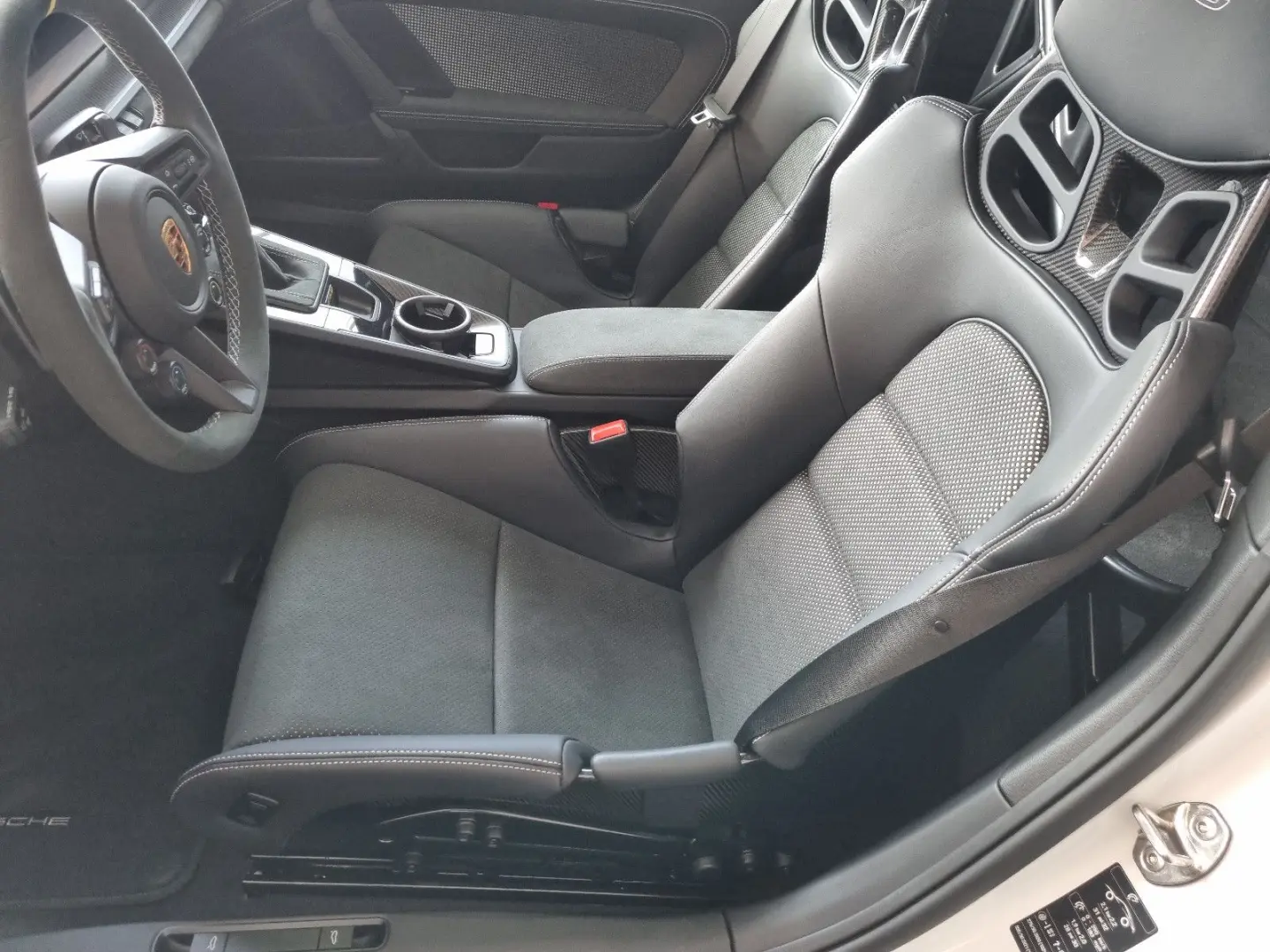 992 911 GT3 RS Lift Leder Grün Carbon Kamera 