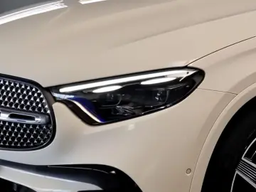 GLC 200 4M Coupé +AMG+Sportausp.+PANO+KAMERA+SHZ