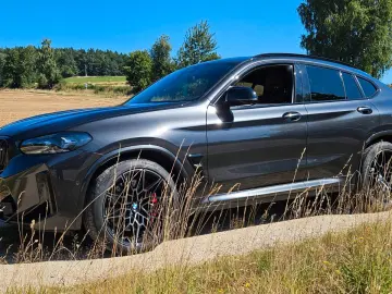 X4 M  Competition / Exclusive / Pano / AHK schwe