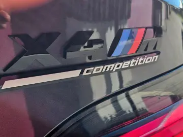 X4 M  Competition / Exclusive / Pano / AHK schwe