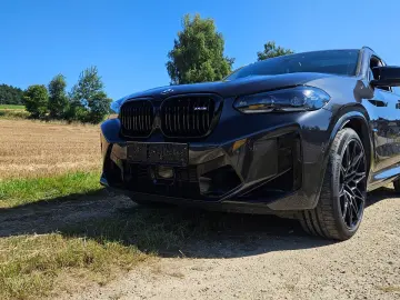 X4 M  Competition / Exclusive / Pano / AHK schwe
