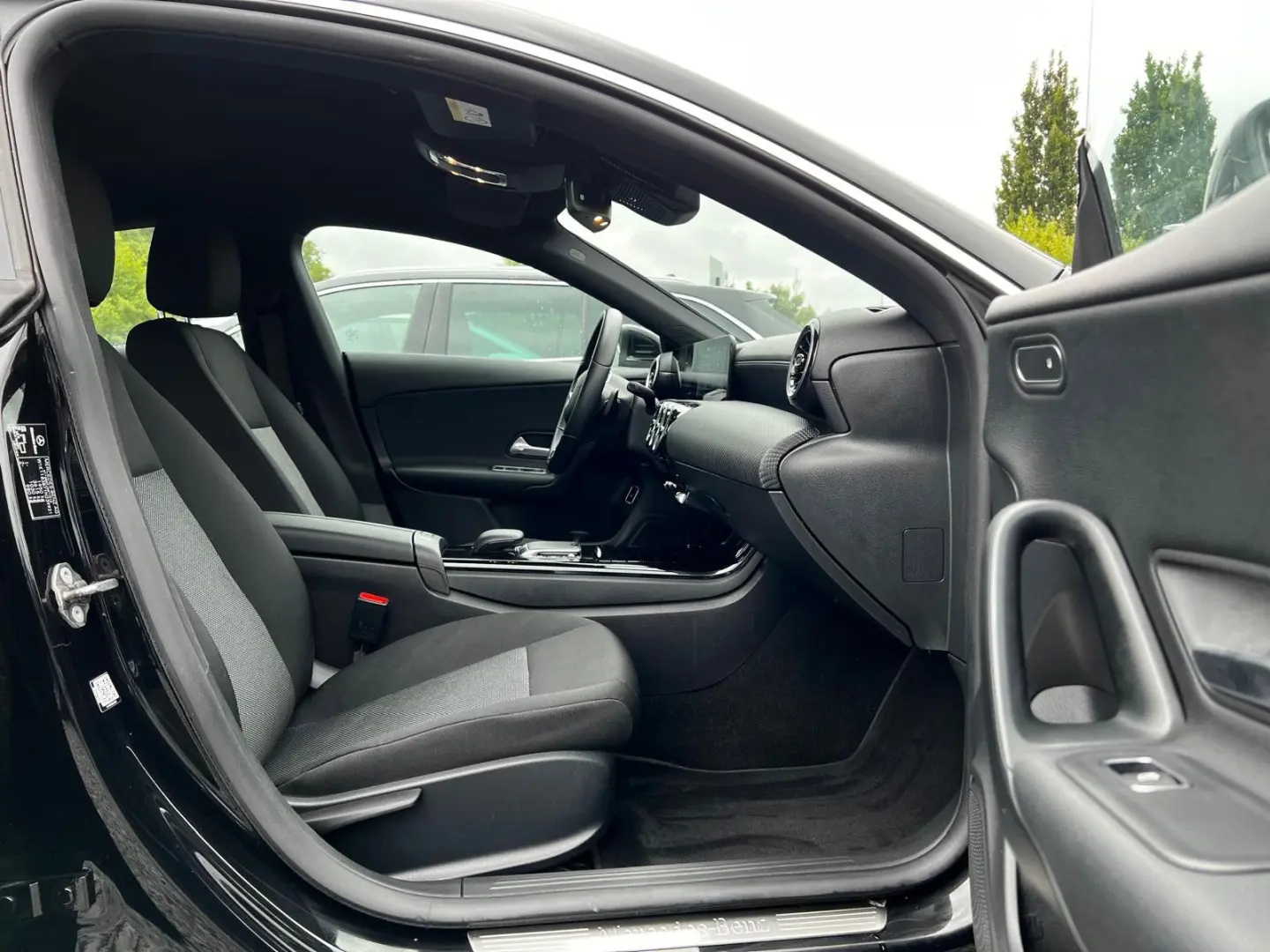 CLA 200 AUT. 163 PS VIRTUAL CAM NAVI T. ASS