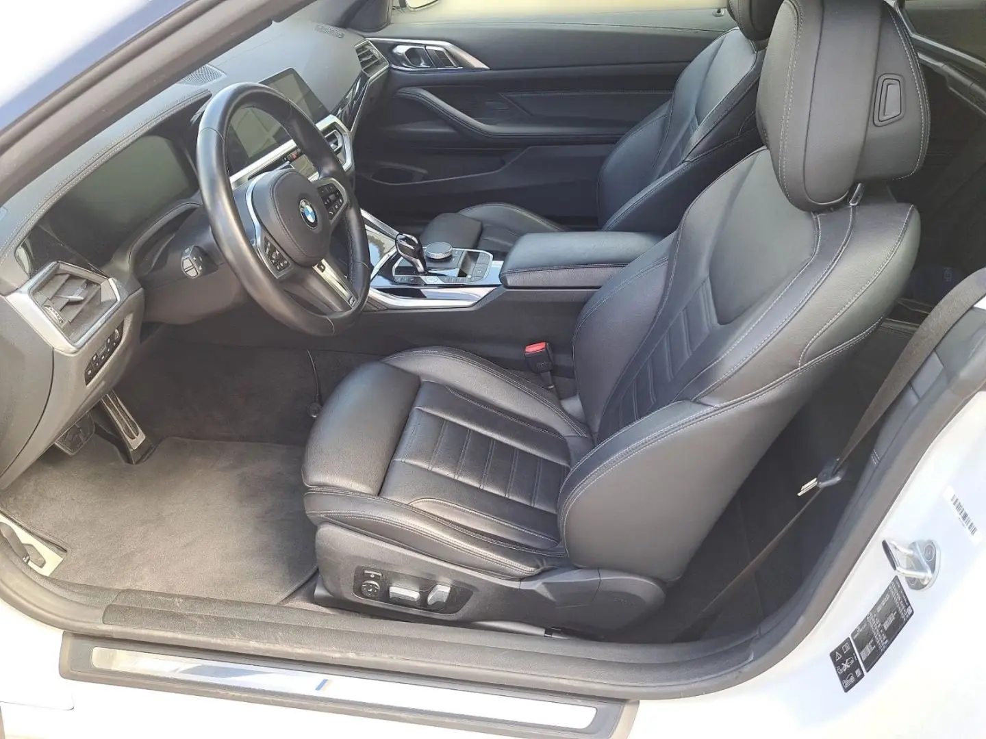 M440i A xDr. Cab. M-PAKET+LEDER+HUD+ACC+DAB+HIFI