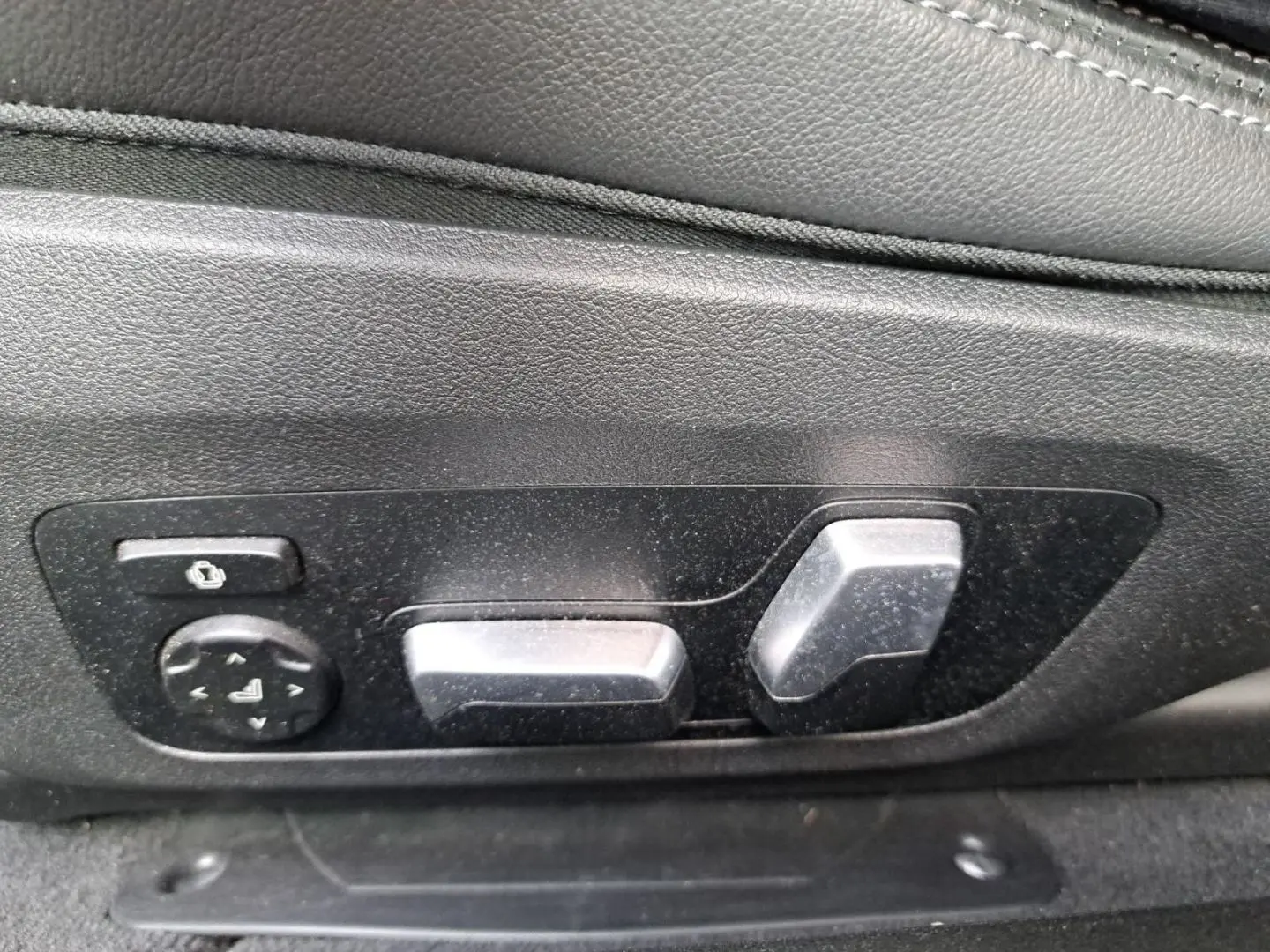M440i A xDr. Cab. M-PAKET+LEDER+HUD+ACC+DAB+HIFI