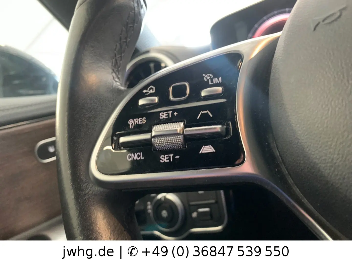 CLA 180 Progressive LED Widescreen Distr+ KamDAB