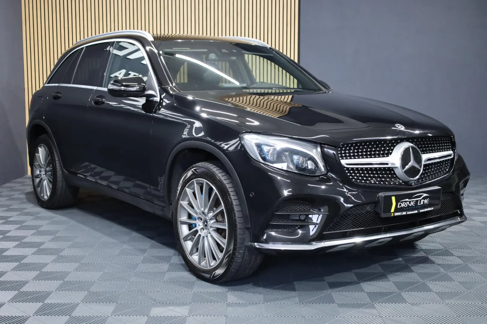 Mercedes-Benz GLC 350e 4M 2*AMG Pano AHK 211cp