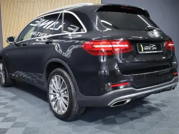 Mercedes-Benz GLC 350e 4M 2*AMG Pano AHK 211cp