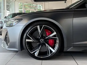 RS6 4.0 TFSI Q*Pano*HuD*B&O-Adv.*Carbon*Dynamik+