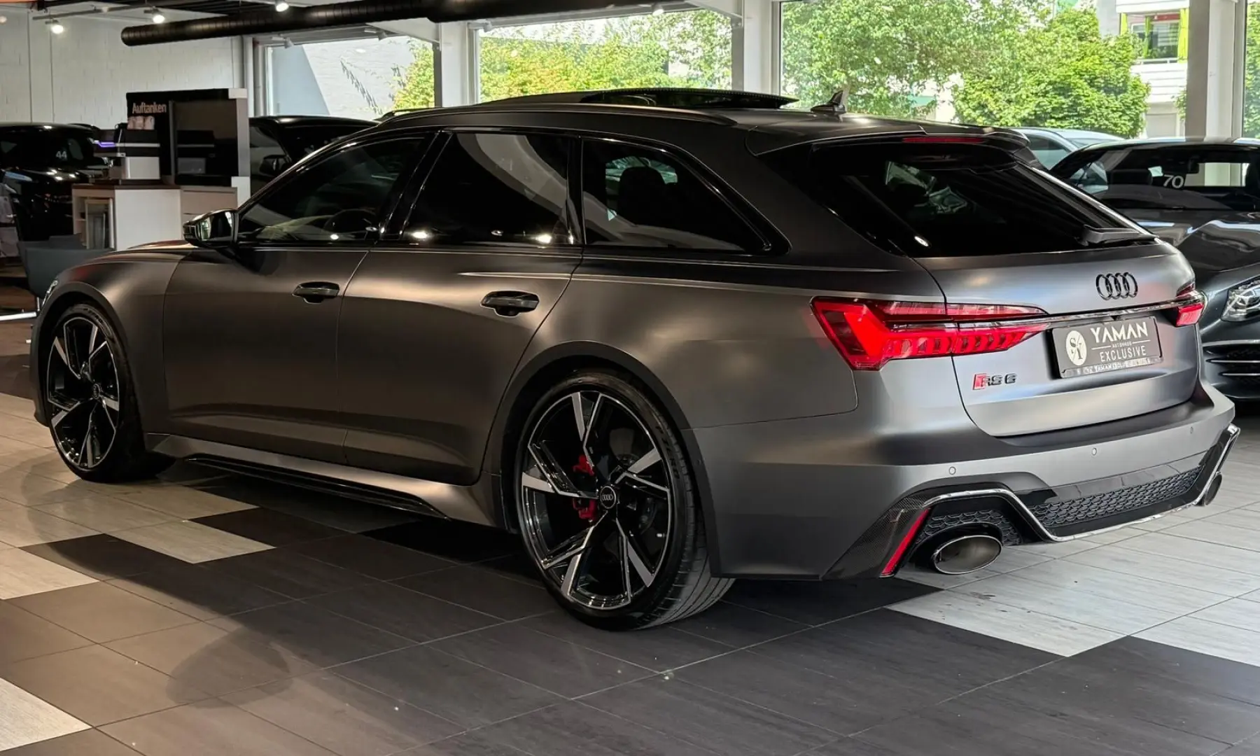 RS6 4.0 TFSI Q*Pano*HuD*B&O-Adv.*Carbon*Dynamik+