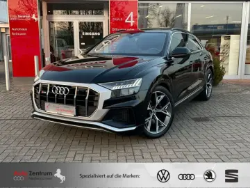 SQ8 TFSI Nachtsicht Sitzbelüf AHK TV Luft StandH