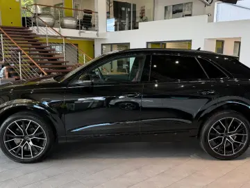 SQ8 4.0 TFSI quattro