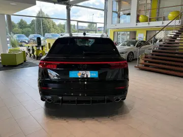 SQ8 4.0 TFSI quattro