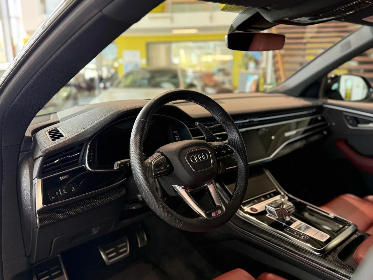 SQ8 4.0 TFSI quattro