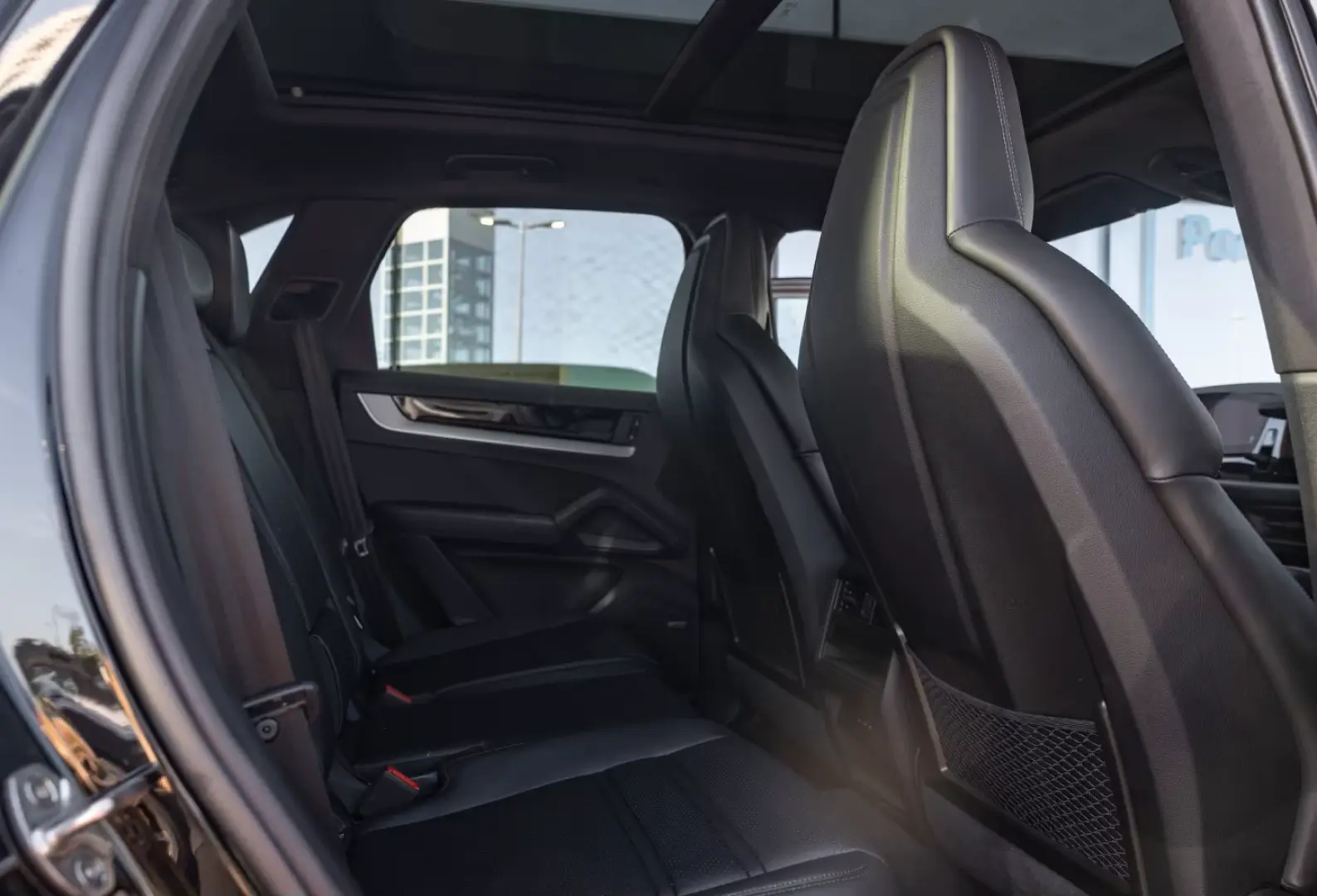 Porsche Cayenne BOSE Panorama LED-Matrix