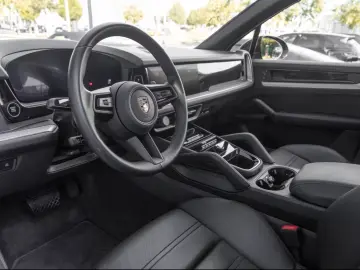 Porsche Cayenne BOSE Panorama LED-Matrix