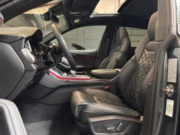 SQ8 4.0 TFSI quattro*AHK-Pano-B&O-Matrix*