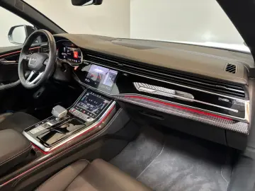 SQ8 4.0 TFSI quattro*AHK-Pano-B&O-Matrix*