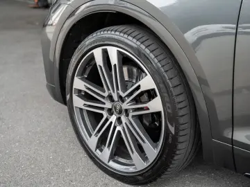 SQ5 Sportback 3.0 TDI Pano SpurH MATRIX KeyLess
