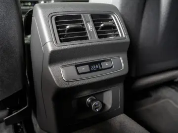 SQ5 Sportback 3.0 TDI Pano SpurH MATRIX KeyLess