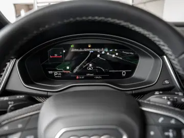 SQ5 Sportback 3.0 TDI Pano SpurH MATRIX KeyLess