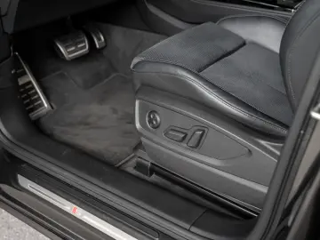 SQ5 Sportback 3.0 TDI Pano SpurH MATRIX KeyLess