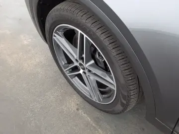 SQ5 3.0 TDI quattro MHEV LEDER+PANO+AHK+LED+NAVI