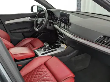 SQ5 3.0 TDI quattro MHEV LEDER+PANO+AHK+LED+NAVI