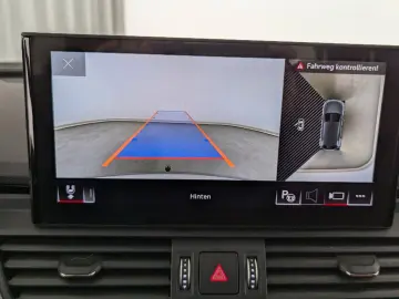 SQ5 3.0 TDI quattro MHEV LEDER+PANO+AHK+LED+NAVI