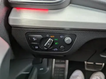SQ5 3.0 TDI quattro MHEV LEDER+PANO+AHK+LED+NAVI