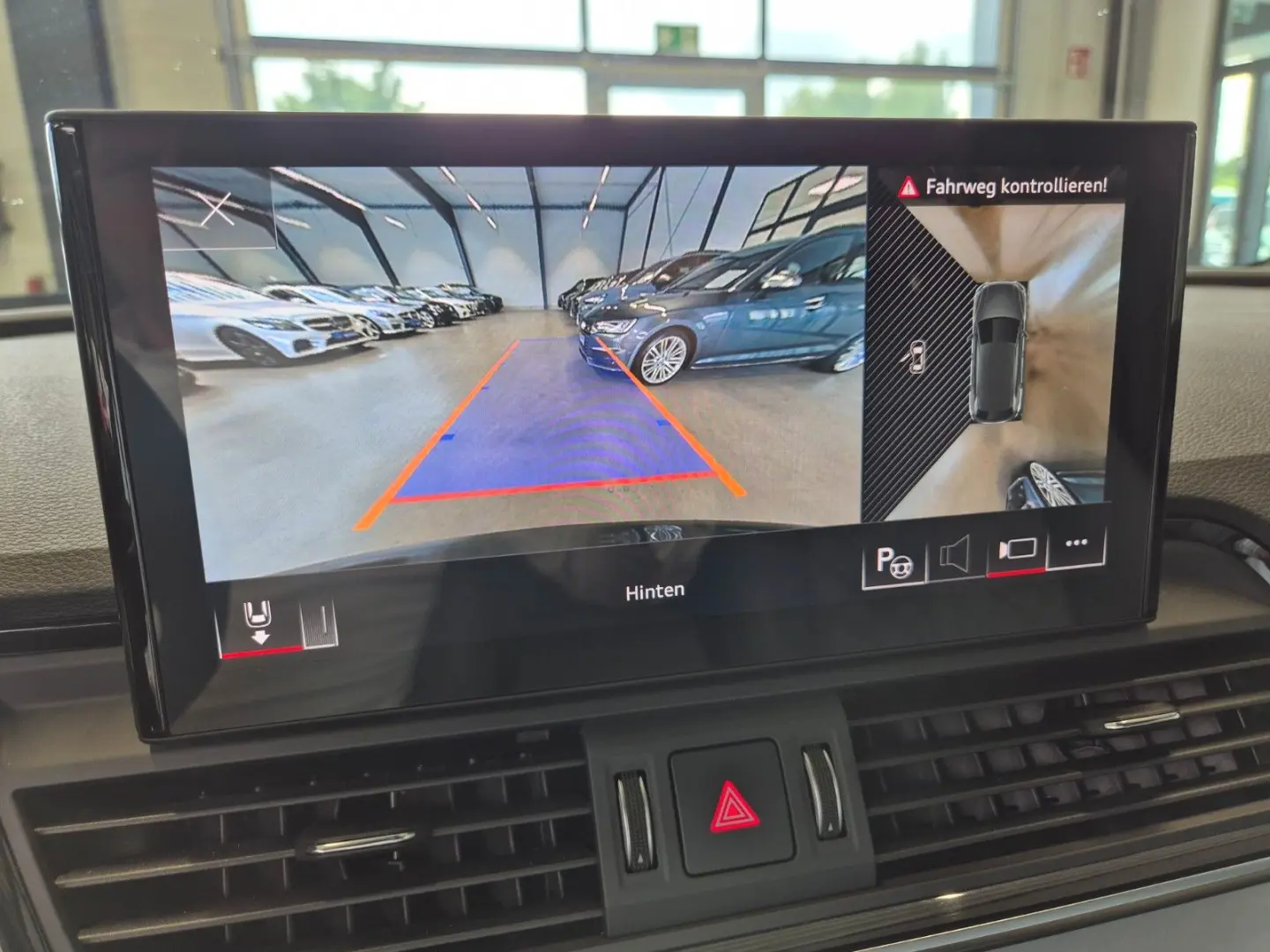 SQ5 3.0TDI LEDER NAVI MATRIX LED PANO B&O 360CAM