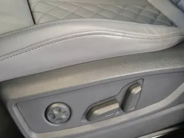 SQ5 3.0TDI LEDER NAVI MATRIX LED PANO B&O 360CAM