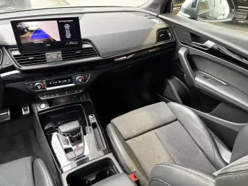 SQ5 SQ5 Sportback 3.0 TDI quattro/21