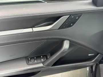 911 Carrera 4S PDK