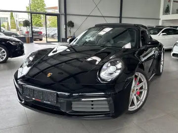 911 Carrera 4S PDK