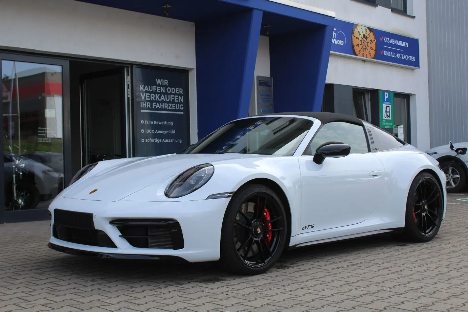 911 Targa 4 GTS*Carbon*approved