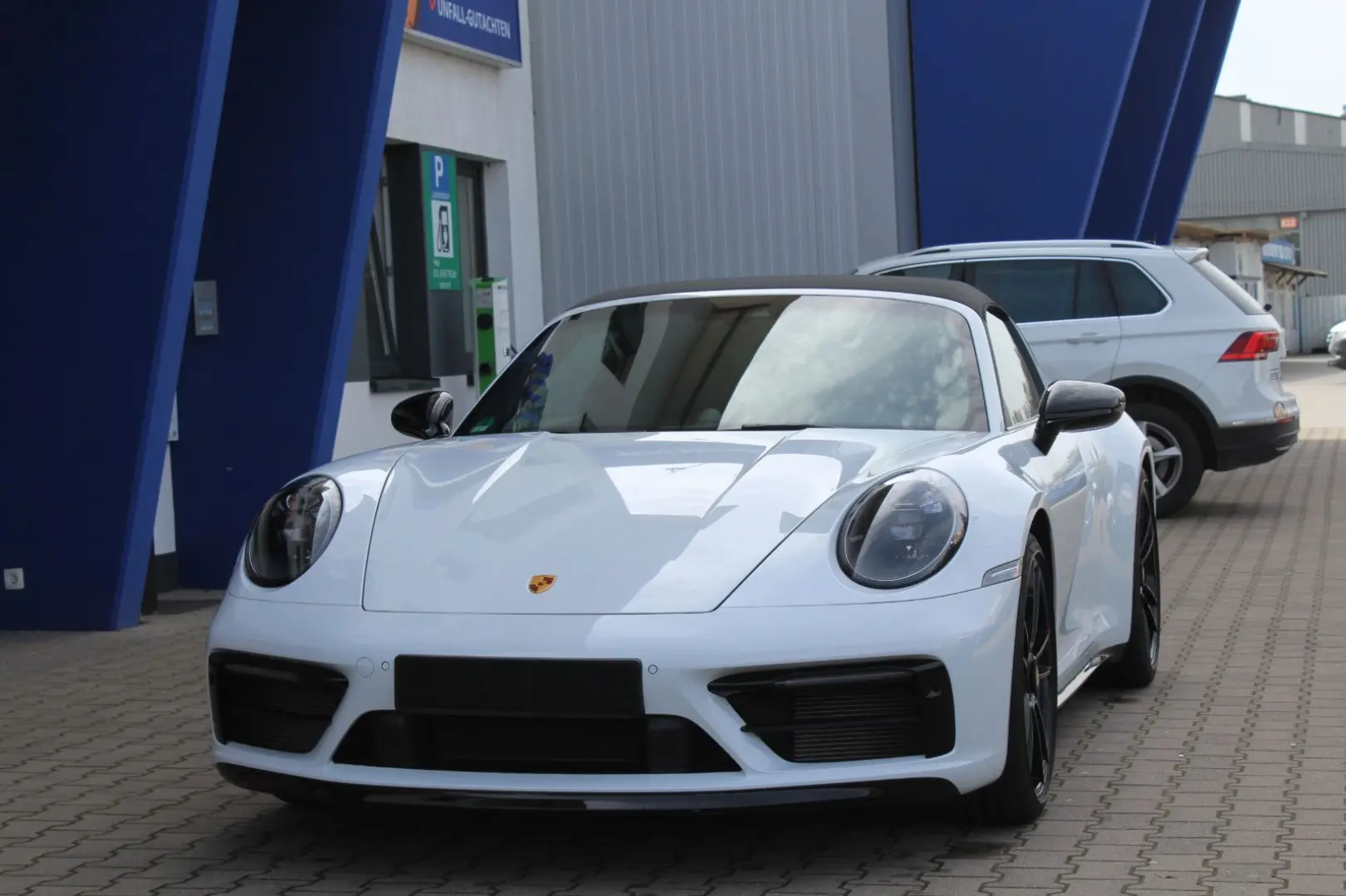 911 Targa 4 GTS*Carbon*approved