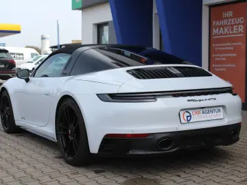 911 Targa 4 GTS*Carbon*approved