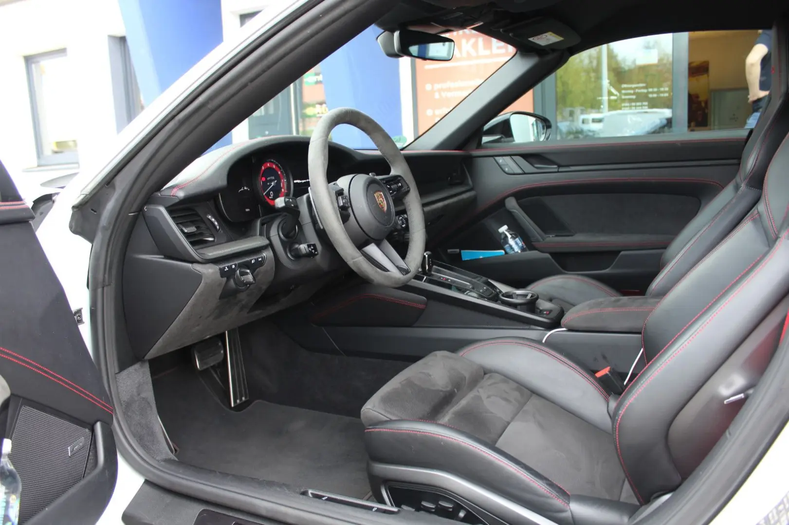 911 Targa 4 GTS*Carbon*approved