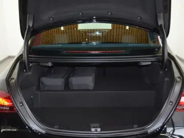 E 300 E 9G AMG-LINE
