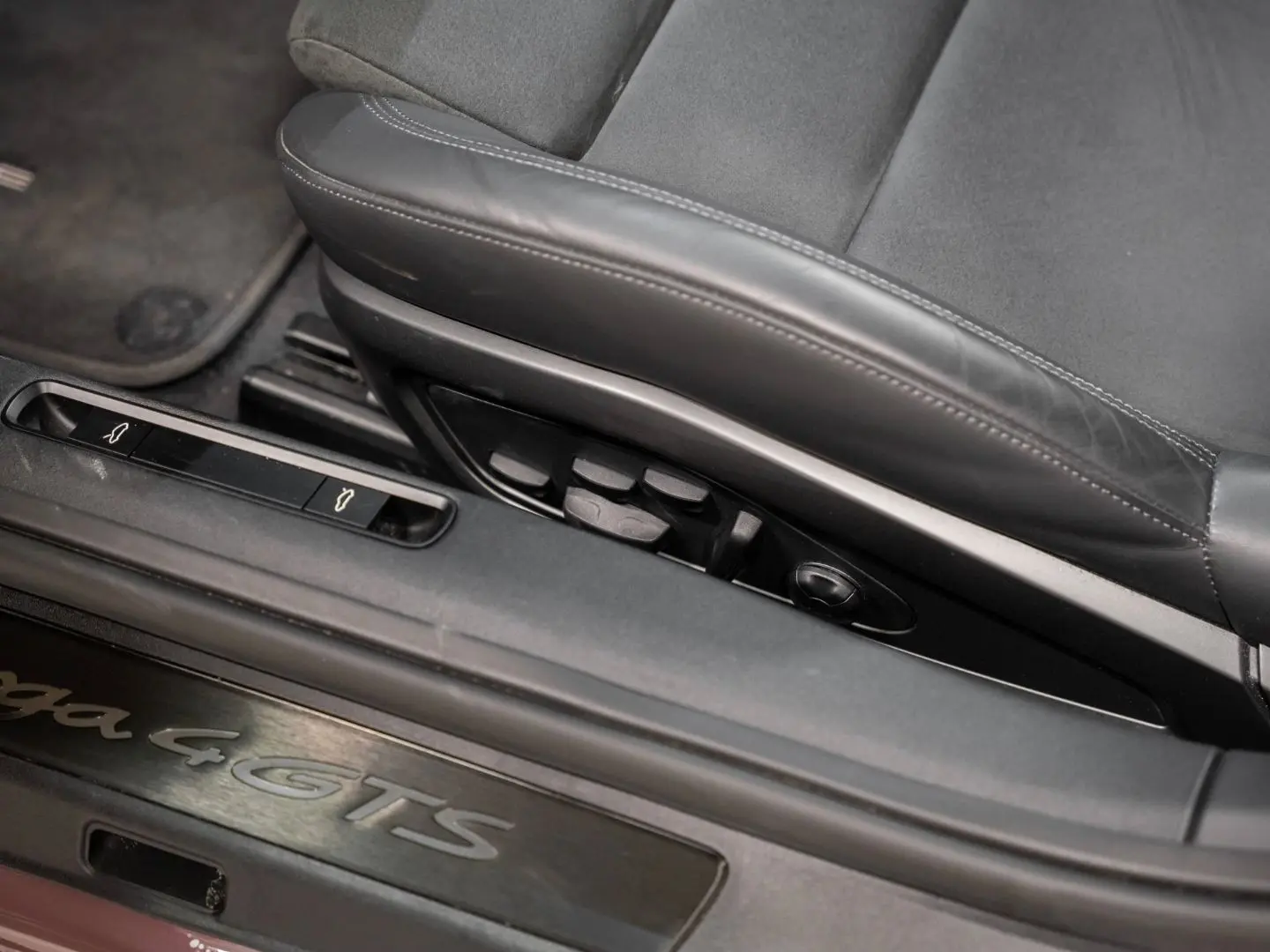 911 Targa 4 GTS Surround View BOSE PDCC LED-Matr