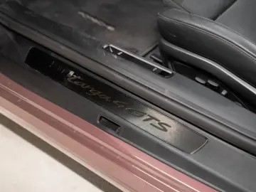 911 Targa 4 GTS Surround View BOSE PDCC LED-Matr