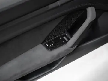 911 Targa 4 GTS Surround View BOSE PDCC LED-Matr