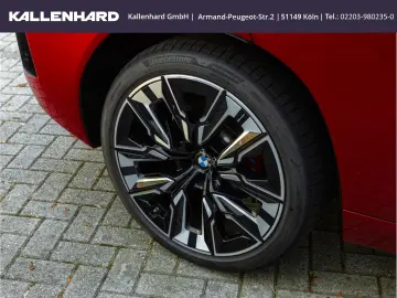 X3 M50 i xDrive-Pano-AHK-Sitzbelüftung-Driving A