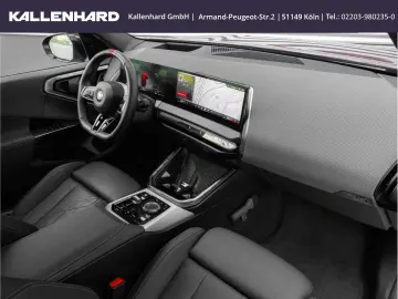 X3 M50 i xDrive-Pano-AHK-Sitzbelüftung-Driving A
